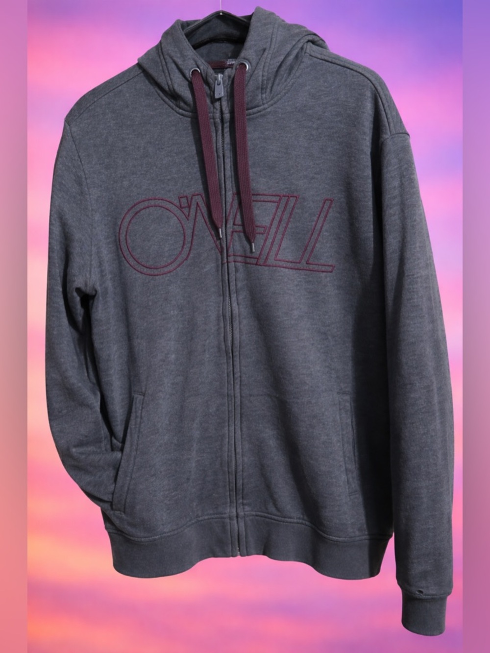 Vintage Y2K O'Neill Men's Charcoal Zip-Up Sweatshirt with Maroon embroidered log